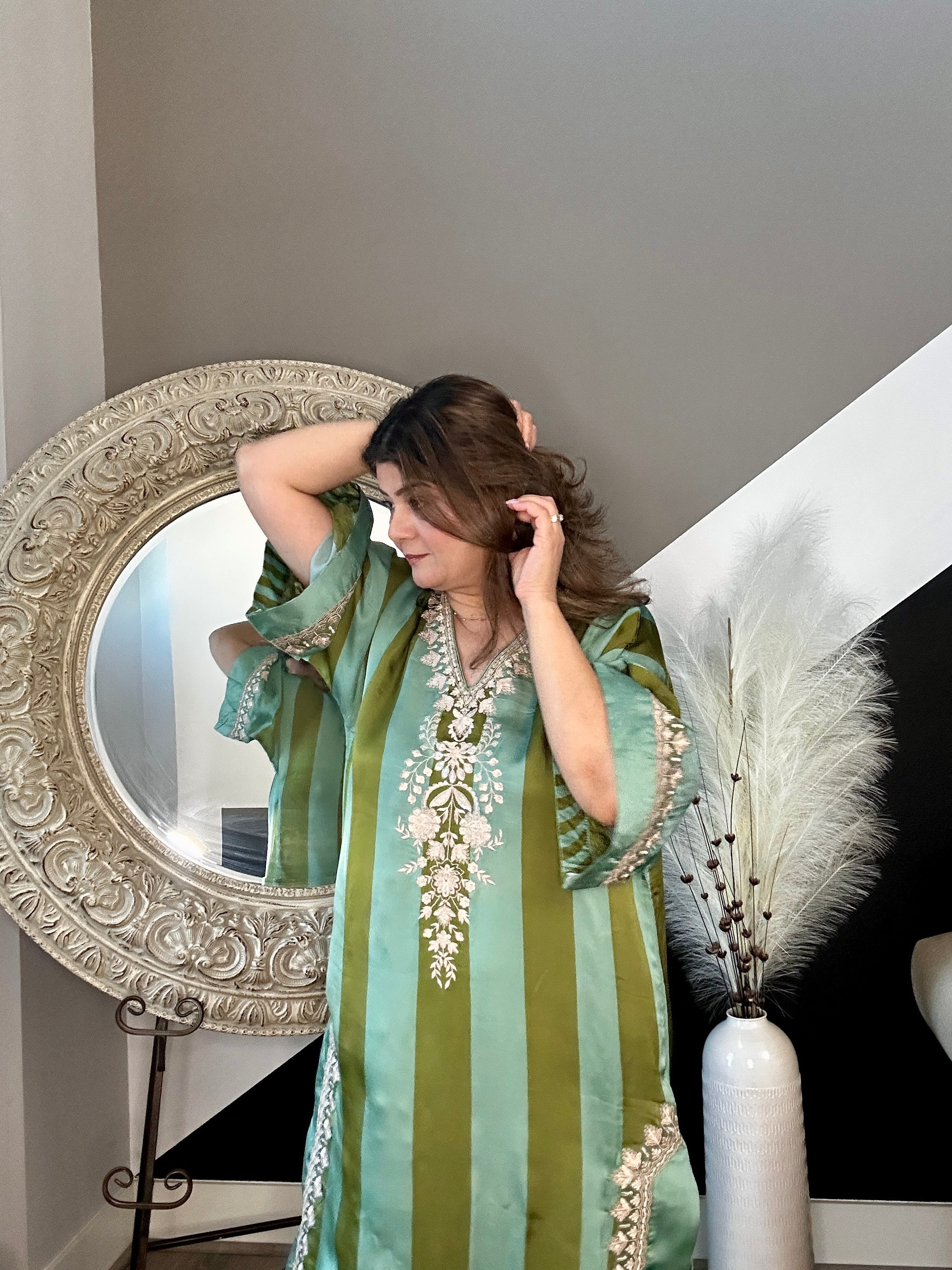 Minty Choga Set - Ensemble by Monika